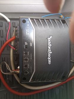 Rockford fosgate r2 500x1 subwoofer amp PRIME