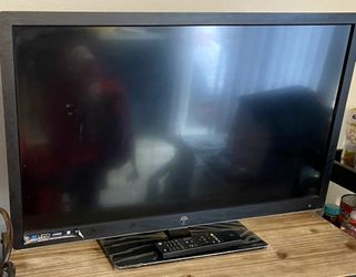 TV Westinghouse . 32 In. Works Good.