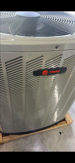 Ac trane A410 HP,new 2.t ton