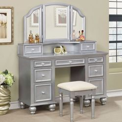 Brand New Silver Vanity w Stool