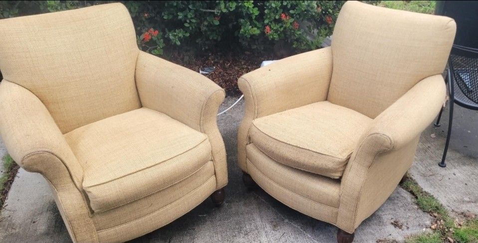 Well Made Living Room Chairs
