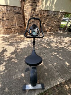 Pro-Form GL36 Upright Exercise Bike Excellent Condition