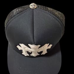 Chrome Hearts Black White Calf Hair Triple Cemetery Cross Patches Trucker Hat