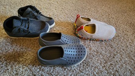 Toddler shoes size 9