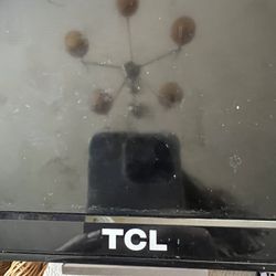 TCL 40” Roku Tv