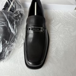 Calvin Klein Men’s Classy Dress Shoes. Harrow Calf. Absolutely new. Never used. Still in original factory box. Black. Size: 10 1/2 M. Great bargain.