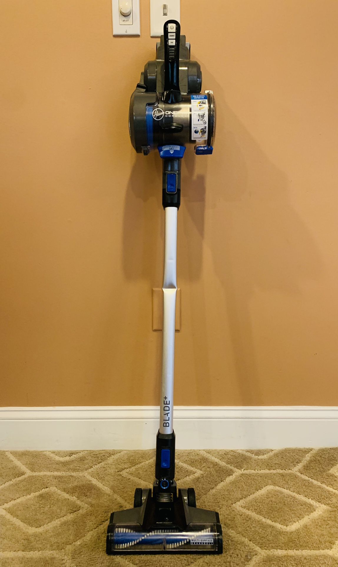 Hoover Blade Cordless Vacuum Cleaner