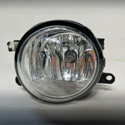 2012 - 2015 Toyota Avalon Tacoma Sienna LH Driver Side Fog Light OEM 2013 2014