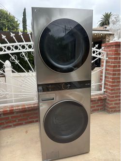 LG Washer and dryer