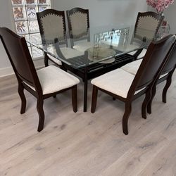 Dining table with 6 chairs