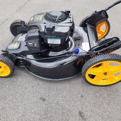 NEW POULAN PRO 22" SELF-PROPELLED LAWN MOWER 6.25 HP with Bag   (Retails For $406)