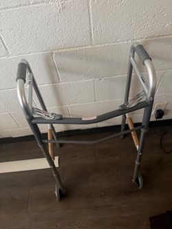 Aluminum walker new
