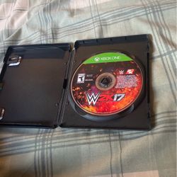 WWE 2k17. In Game Stop Pre Owned Case. XBOX 1