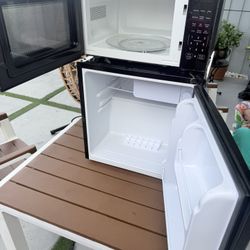 Combo De Refrigerador Y Microwave  