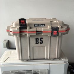 Pelican Cooler - 40 QT