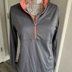 Women’s Avia Quarter Zip! (Size L)