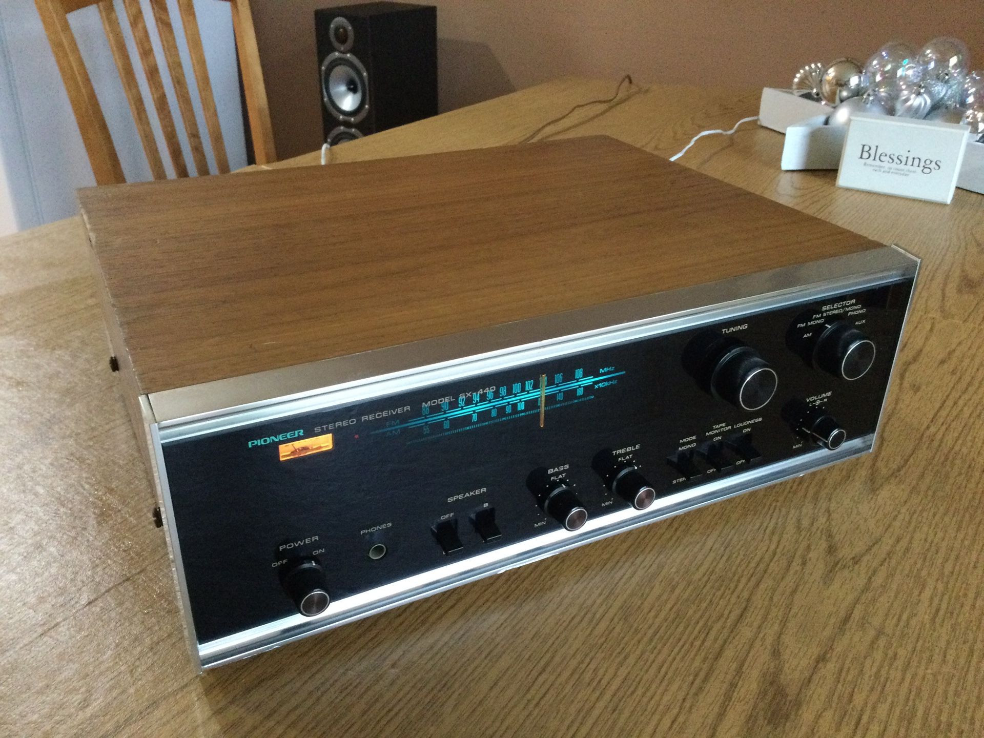 Receiver PIONEER SX-440. Ask $120 OBO