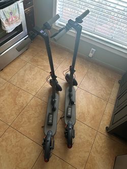 Electric Scooter with a Very Strong 10.4AH Samsung Battery