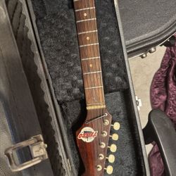 A Lot Of Vintage Guitars 