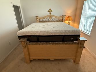 King Size bed and box springs