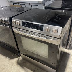 🔥SALE!! Slide in stove like new Samsung / estufa como nueva