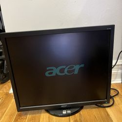 Acer B193 Monitor with Power Cable & VGA Cable