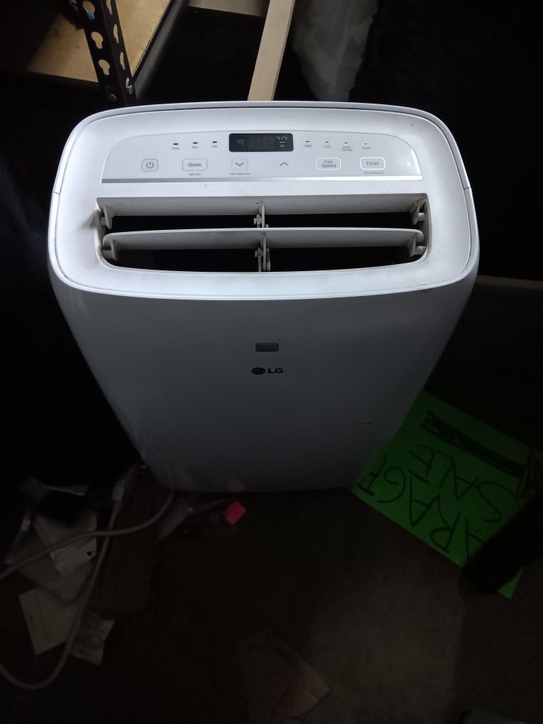 LG PORTABLE AIR CONDITIONER