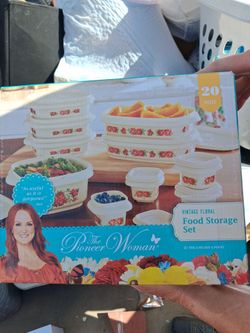 Pioneer woman 20 piece containers