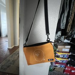 BAPE CROSSOVER BAG 