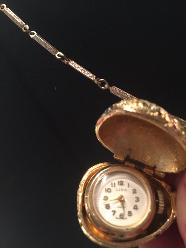 Vintage Taylor erre Swiss watch necklace