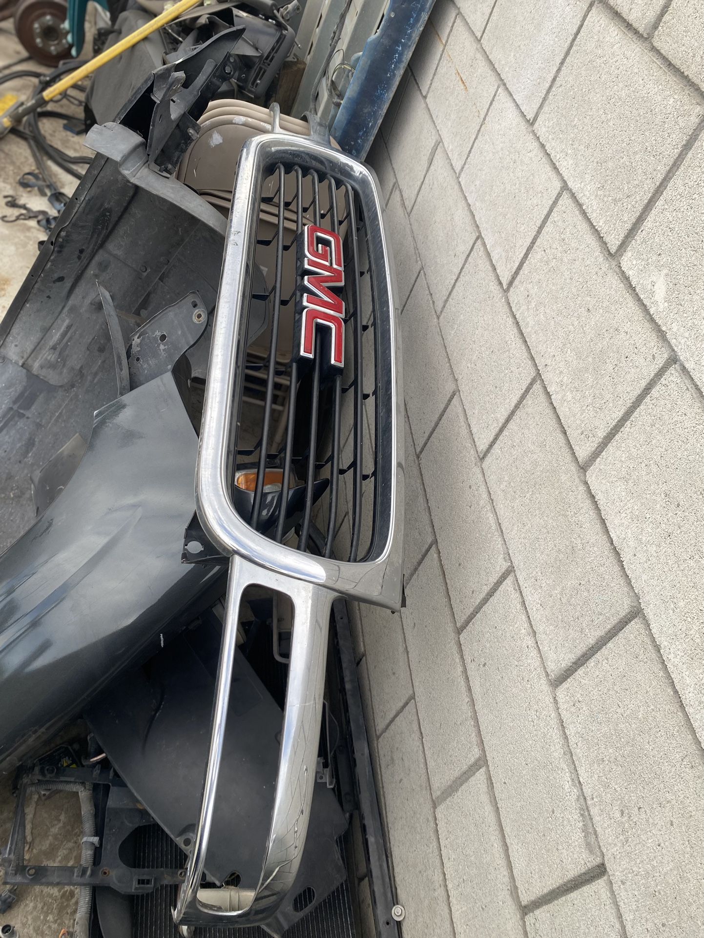 2003-2004-2005-2006 GMC Sierra Parts