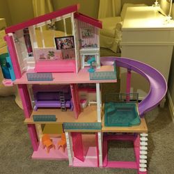 Barbie New Barbie Dreamhouse Doll House