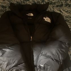 North faces puffer