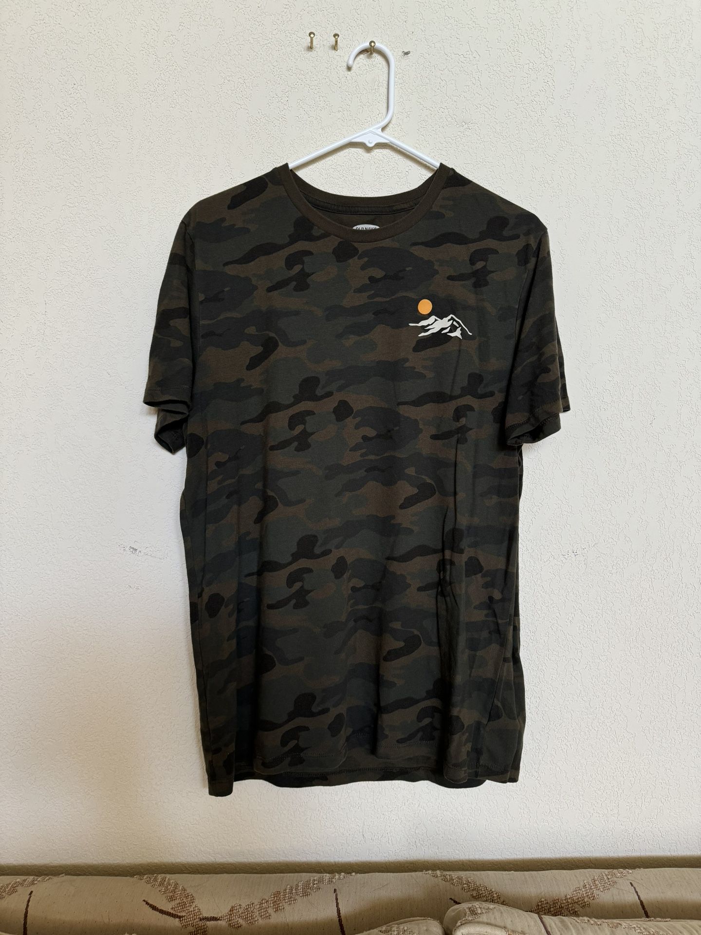 Old Navy camo t-shirt with mountain logo on the front left chest; excellent condition, extremely comfortable