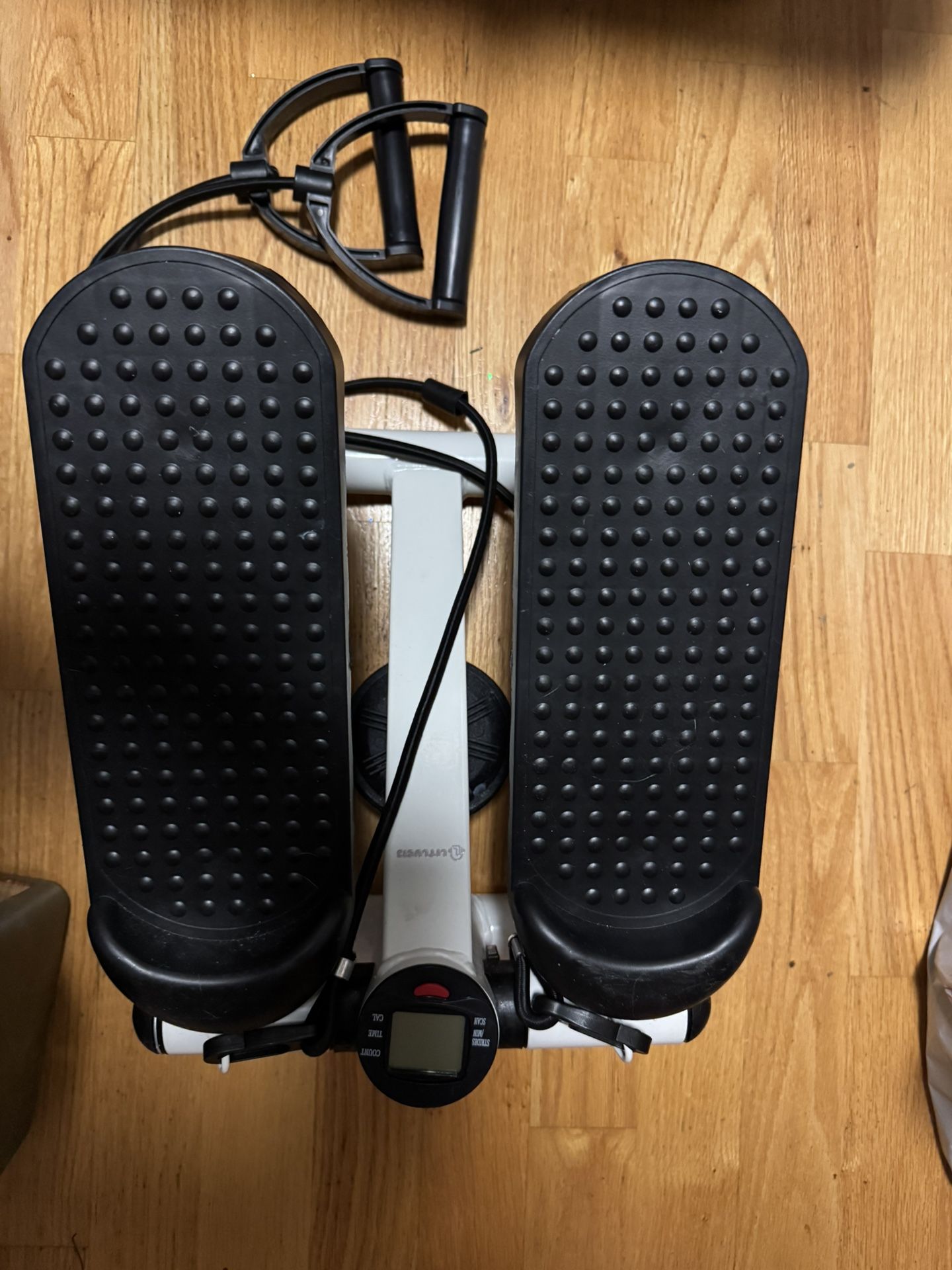 Mini Stepper exercise machine, missing the load adjustment screw