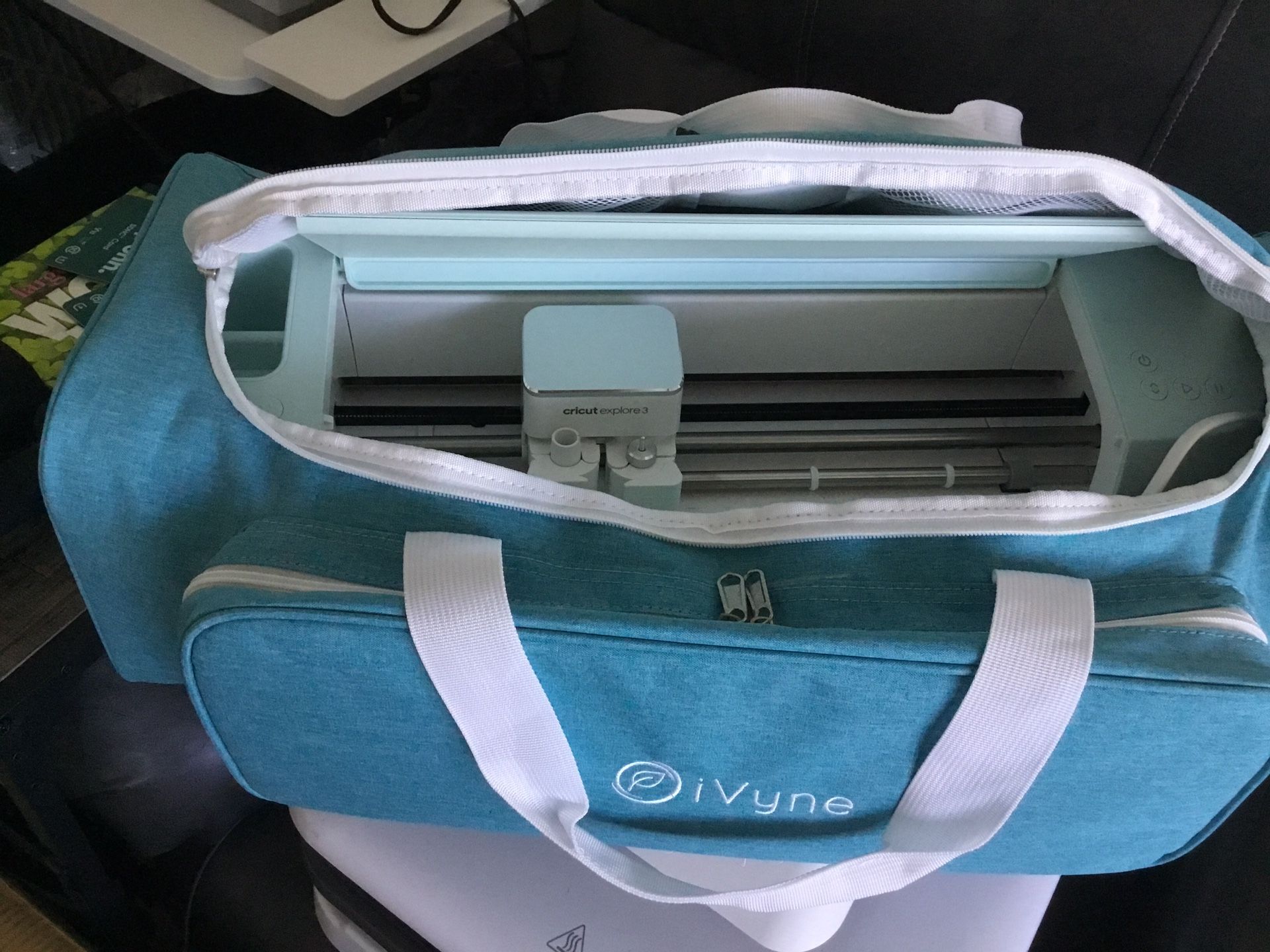Cricut Explore 3 and Carry Bag