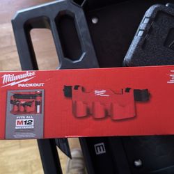 Tool box  m12 batrery rack attachment