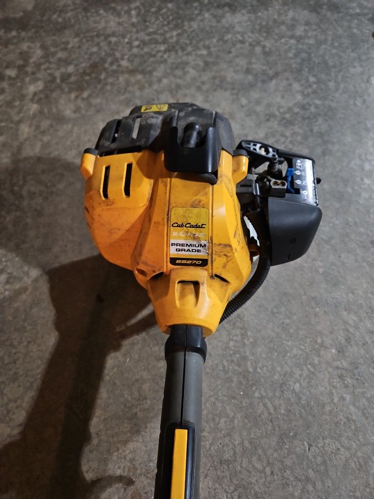 Cub Cadet Weed Wacker