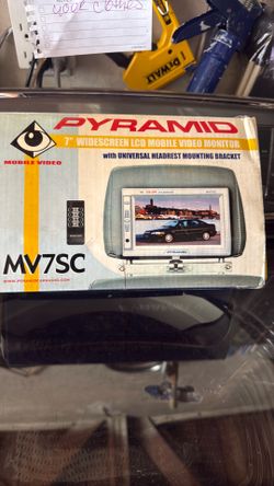 Pyramid 7" Widescreen LCD Mobile Video Monitor with Unniversal Mount, MV7SC,