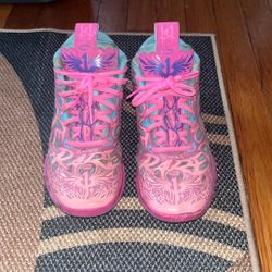 Lamelo Ball Shoes 30$