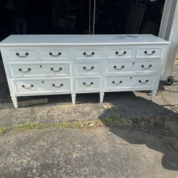Dresser And Mirror 