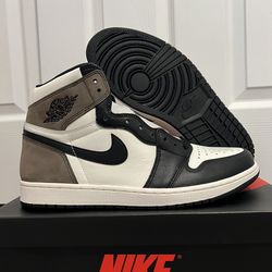 Jordan 1 Mocha - Size 11.5