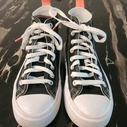 Brand Coverse All Star Size: 4