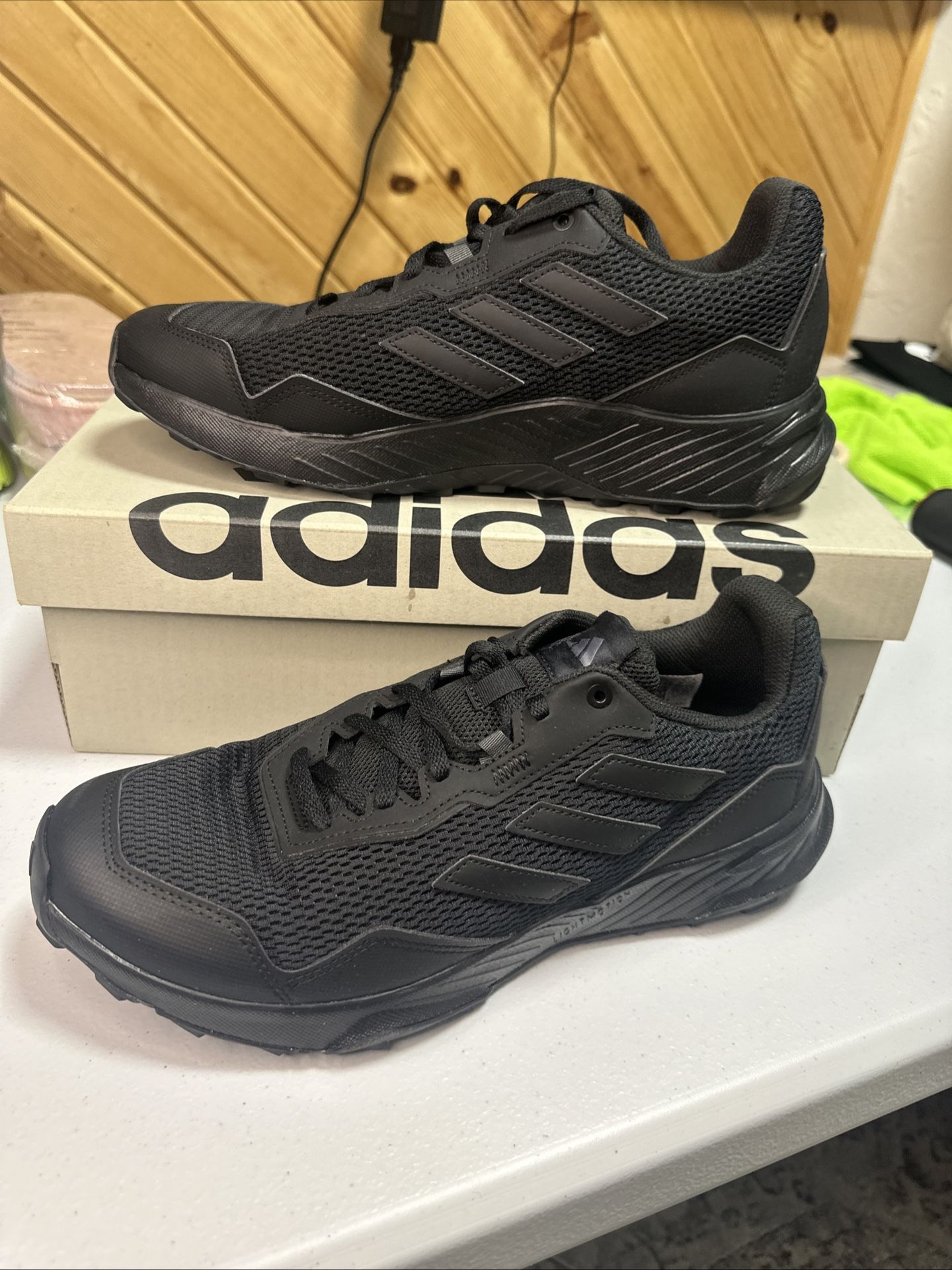 Adidas Pedivista 10 Men’s- New