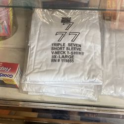3x 4x 5c white t-shirts 5$ each