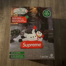 SUPREME LARGE INFLATABLE SNOWMAN