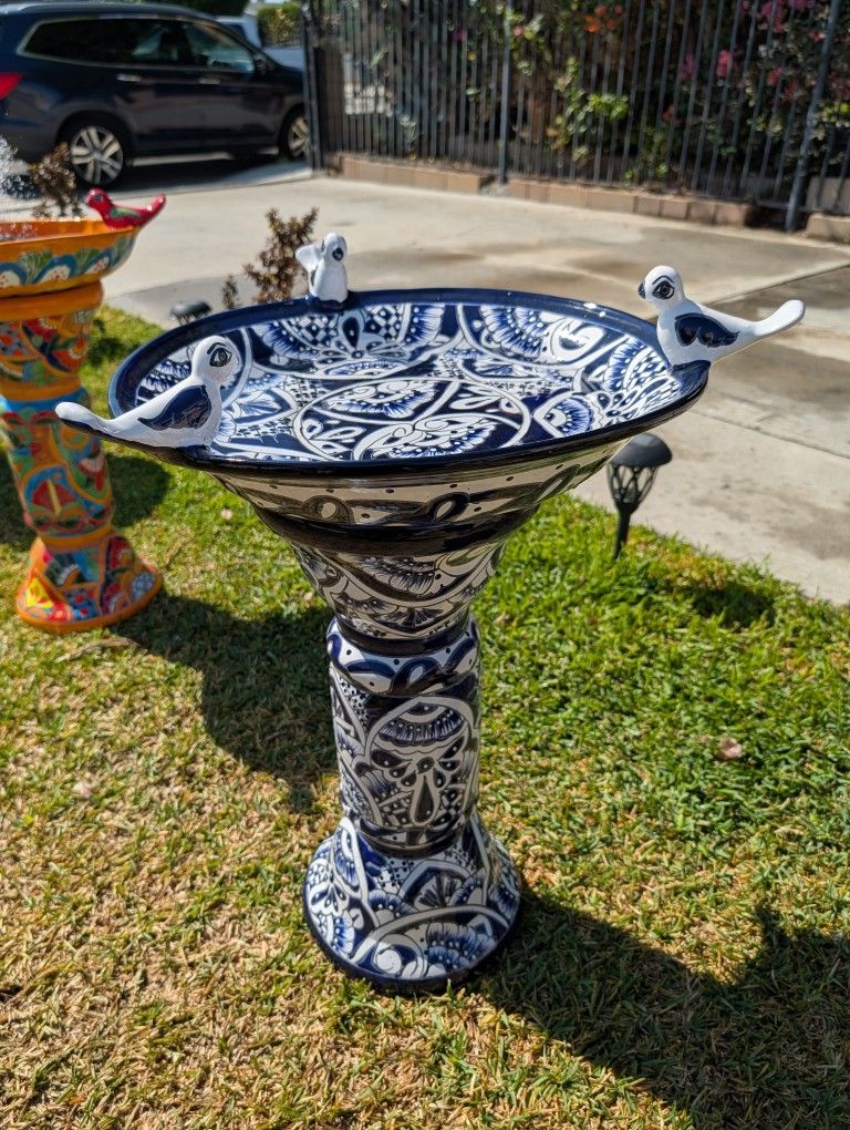 Mexican Talavera FOUNTAIN — Bird Bath