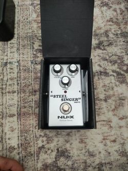Effects pedals and Danelectro HoneyTone micro amp (10w)
