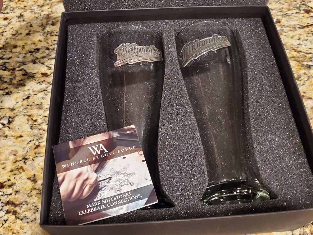 Brand New Milwaukee Bear/juice/water Glass