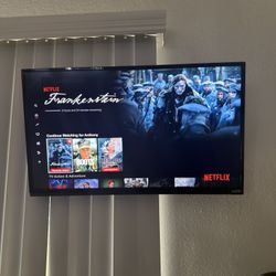 32” Inch Vizio Smart Tv 